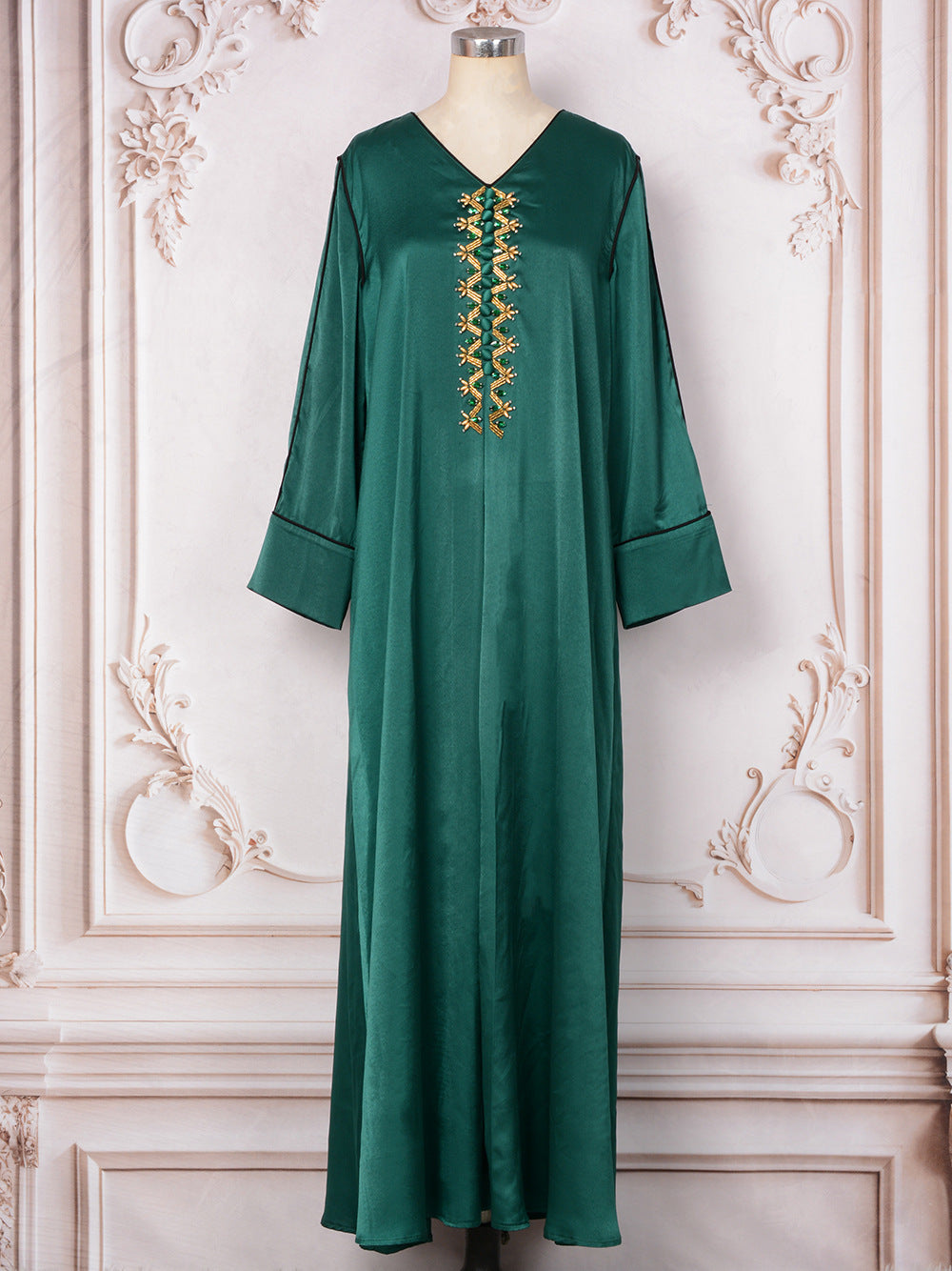 V-neck long sleeved loose dress
