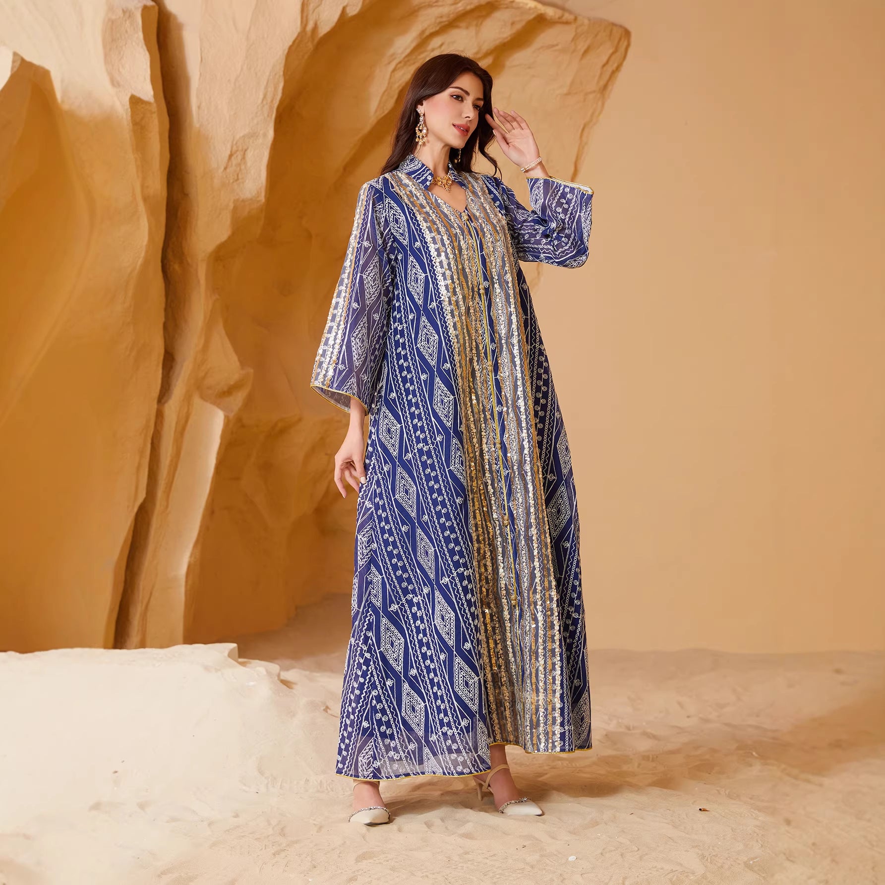 Blue & Green V-Neck Long-Sleeve Maxi Dress