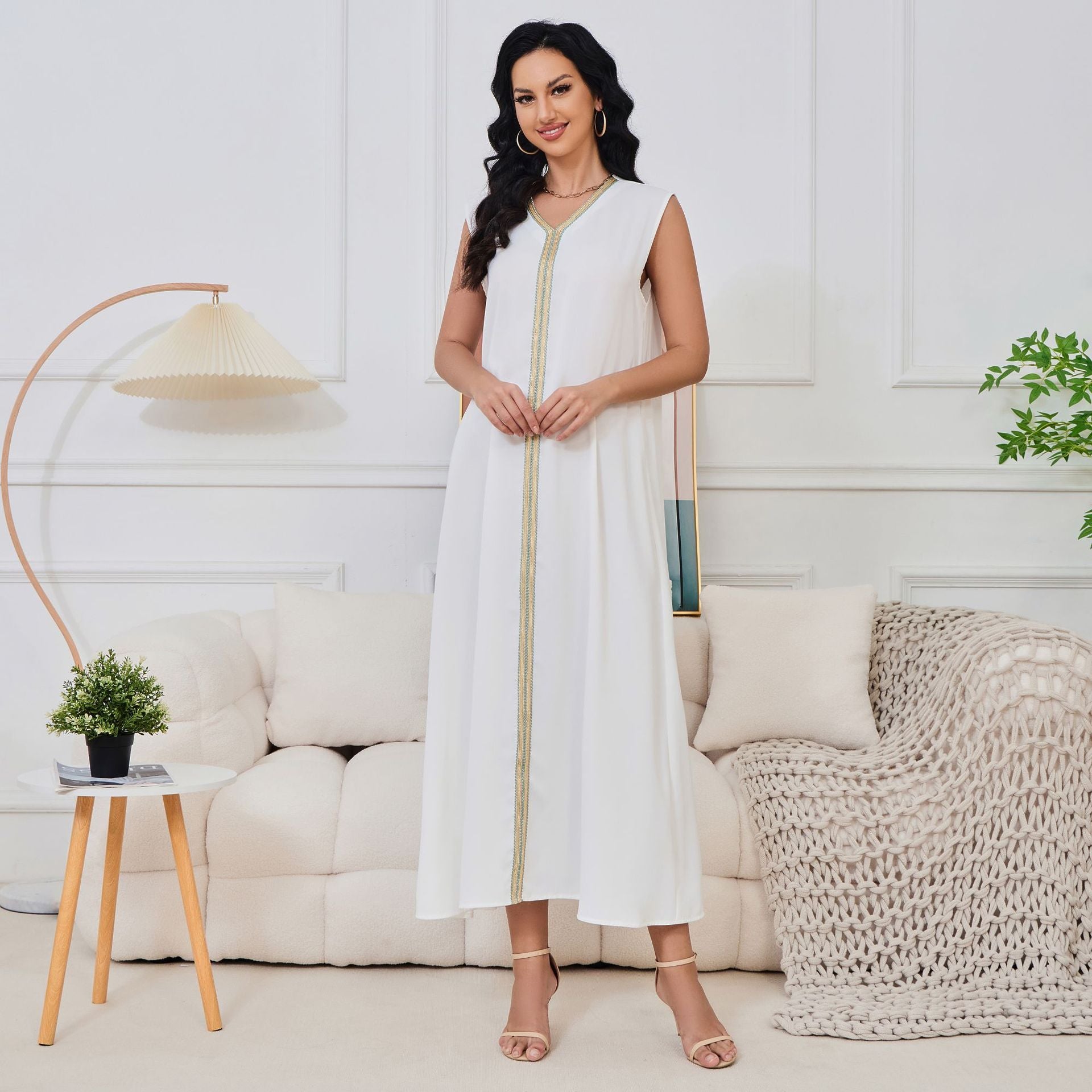 Embroidered bead two-piece long skirt set