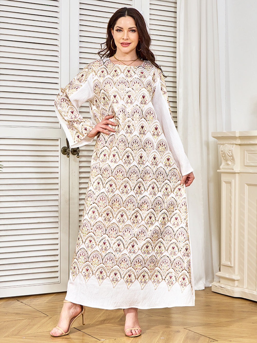 Round-Neck Loose Long-Sleeve Maxi Dress