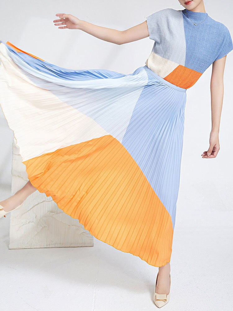 Contrast Color Pleated Two-Piece Skirt Set for Women
