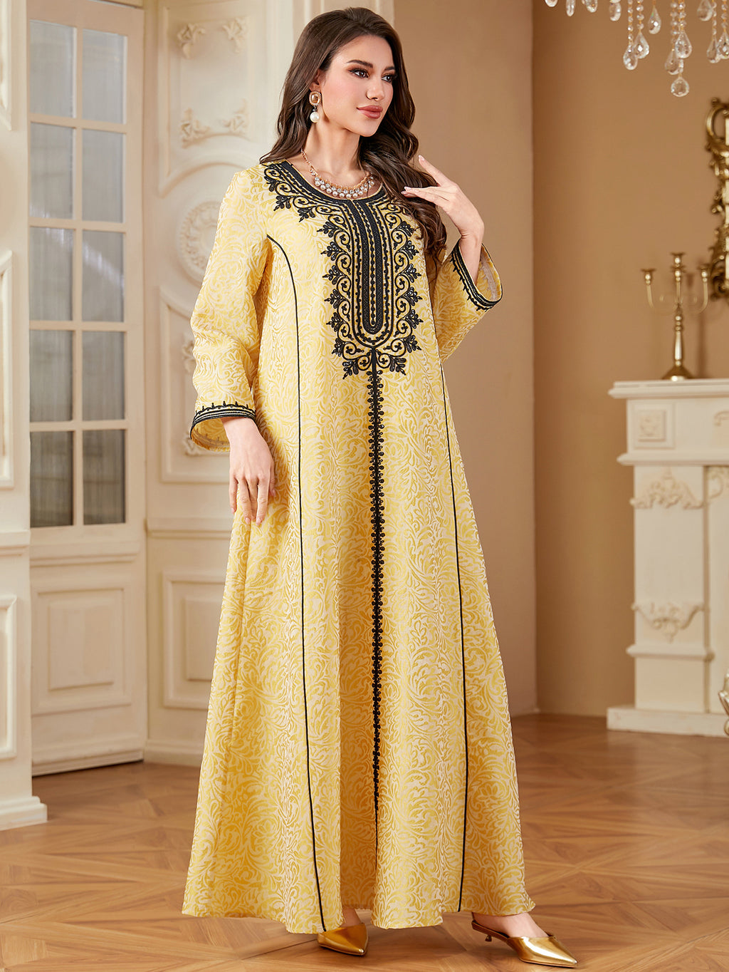 Round-Neck Jacquard Embroidered Robe Maxi Dress