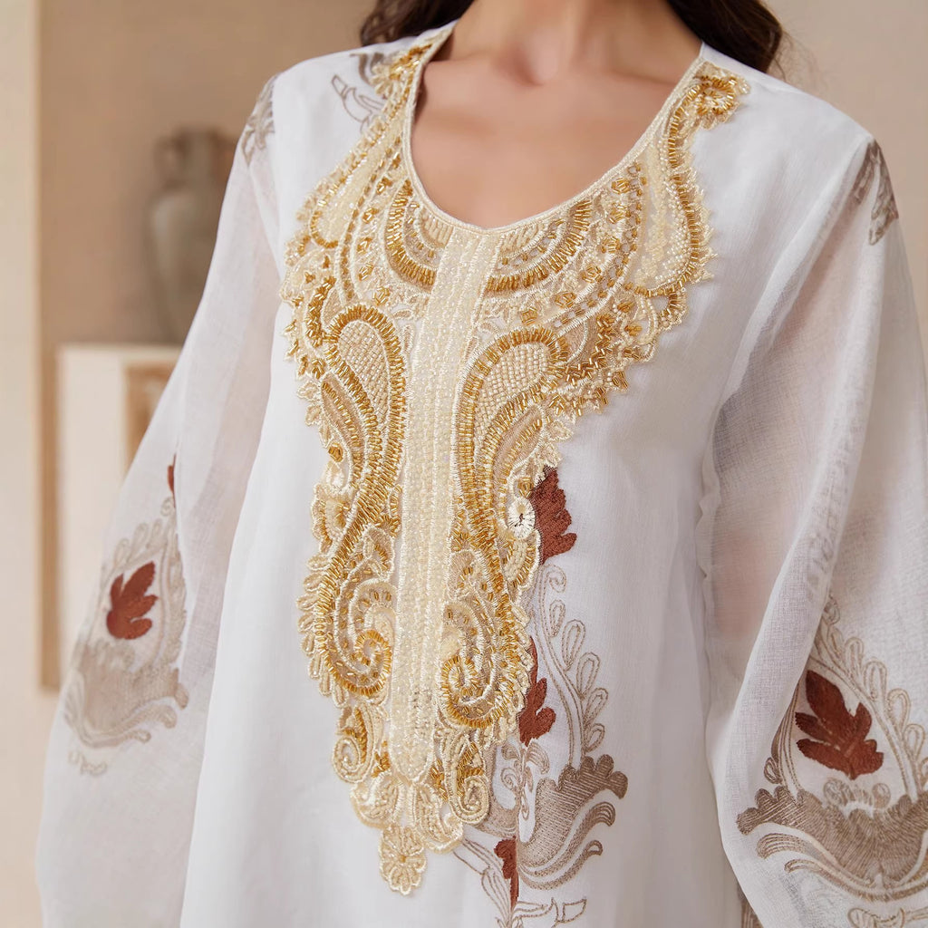 Long sleeved round neck dress