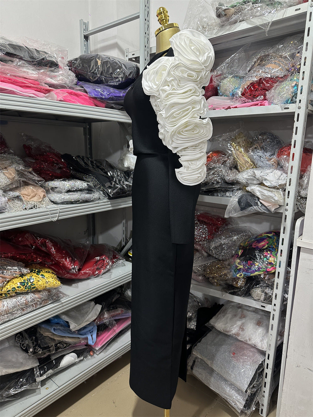 Off-Shoulder Floral Bodycon Maxi Dress