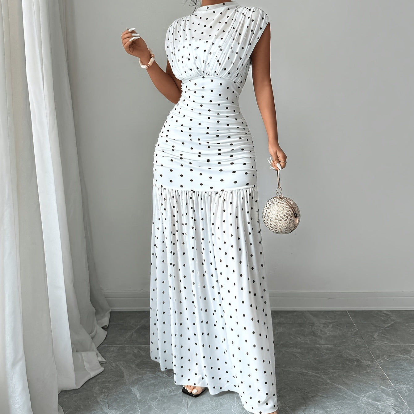 Polka Dot Pleated Sleeveless Maxi Dress Secondary image