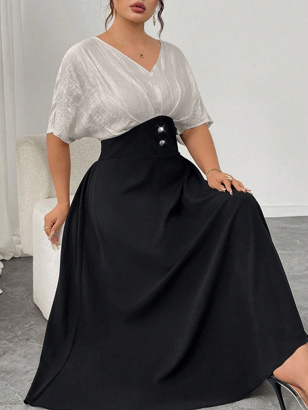 A line dress with a modern silhouette for women
