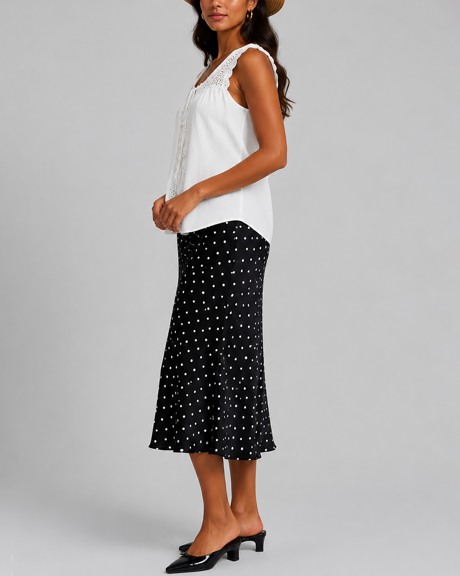 Embroidered Lace Fringe Sleeveless Top for Women Secondary image