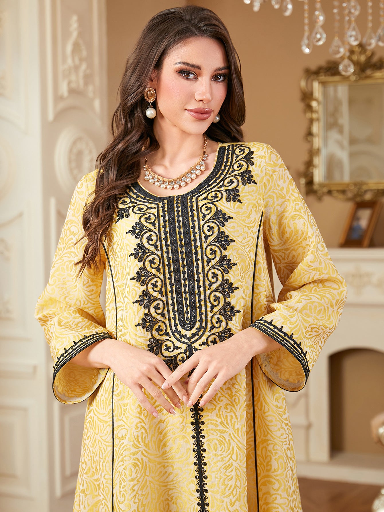 Round-Neck Jacquard Embroidered Robe Maxi Dress