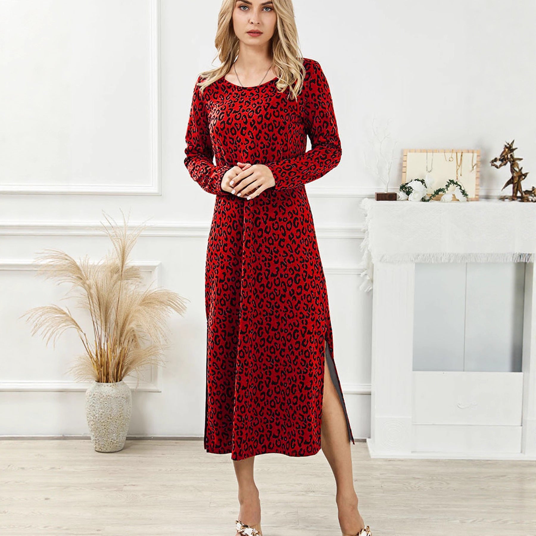 Vintage Leopard Print Midi Dress Main image
